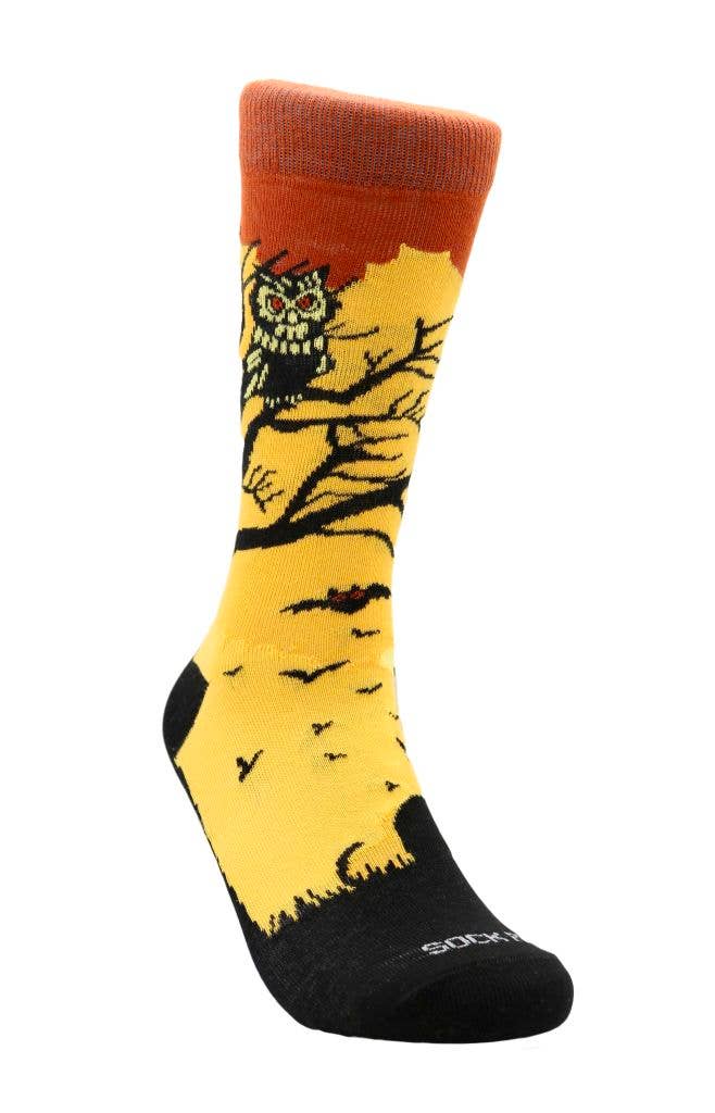 Pensive Owl Resting in a Tree Socks (Adult Medium)